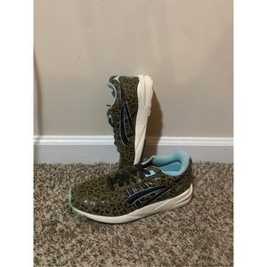 ASICS Brown Leopard Gel-Saga Men’s (Size 4.5)/Women’s (Size 6) Sneakers